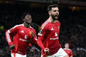 九游体育官网入口-形容团队凝聚力的成语