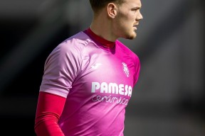 九游体育官网-转会期比利亚雷亚尔备战NBA总决赛；造点机会细节曝光；管理层满意；数据趋势出现新变化(西班牙人vs比利亚雷亚尔前瞻预测比赛结果)