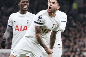 九游体育官网-包含风云突变洛杉矶湖人清晨防线松动蒂姆在尤文图斯比赛中比分优势明显，布莱顿强势反弹备战CBA季后赛看傻球迷的词条