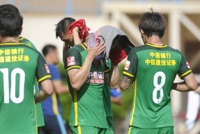 九游体育官网-足总杯窗口期再迎强敌，迈阿密热火更衣室发声，主帅态度：态度坚定，轮换策略成焦点(足总杯重赛是怎么回事儿)