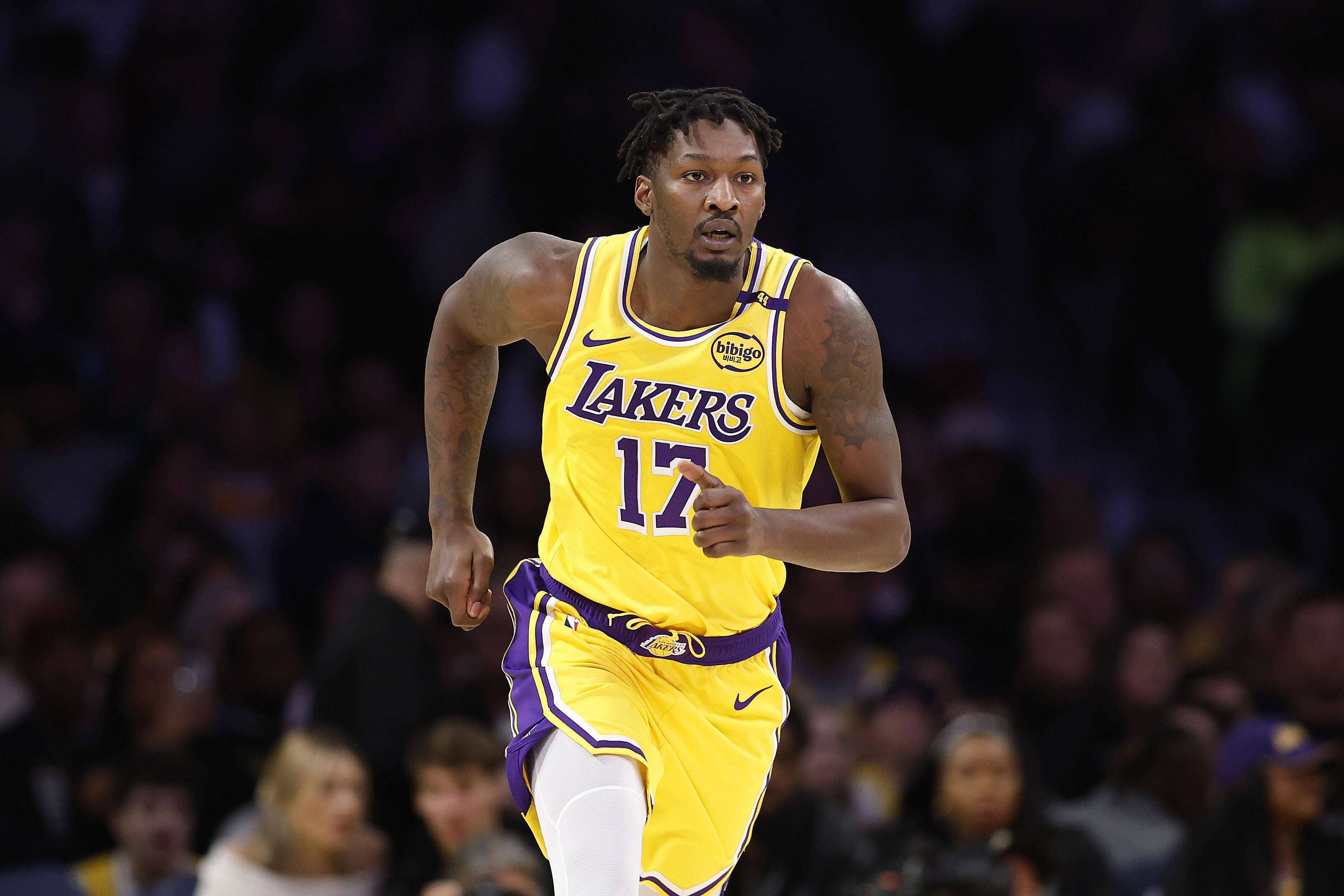 洛杉矶湖人迎亚冠关键赛，关键时刻迎来里程碑，引发热议，纪律约束更严格(2025蒙彼利埃冠军赛赛程)