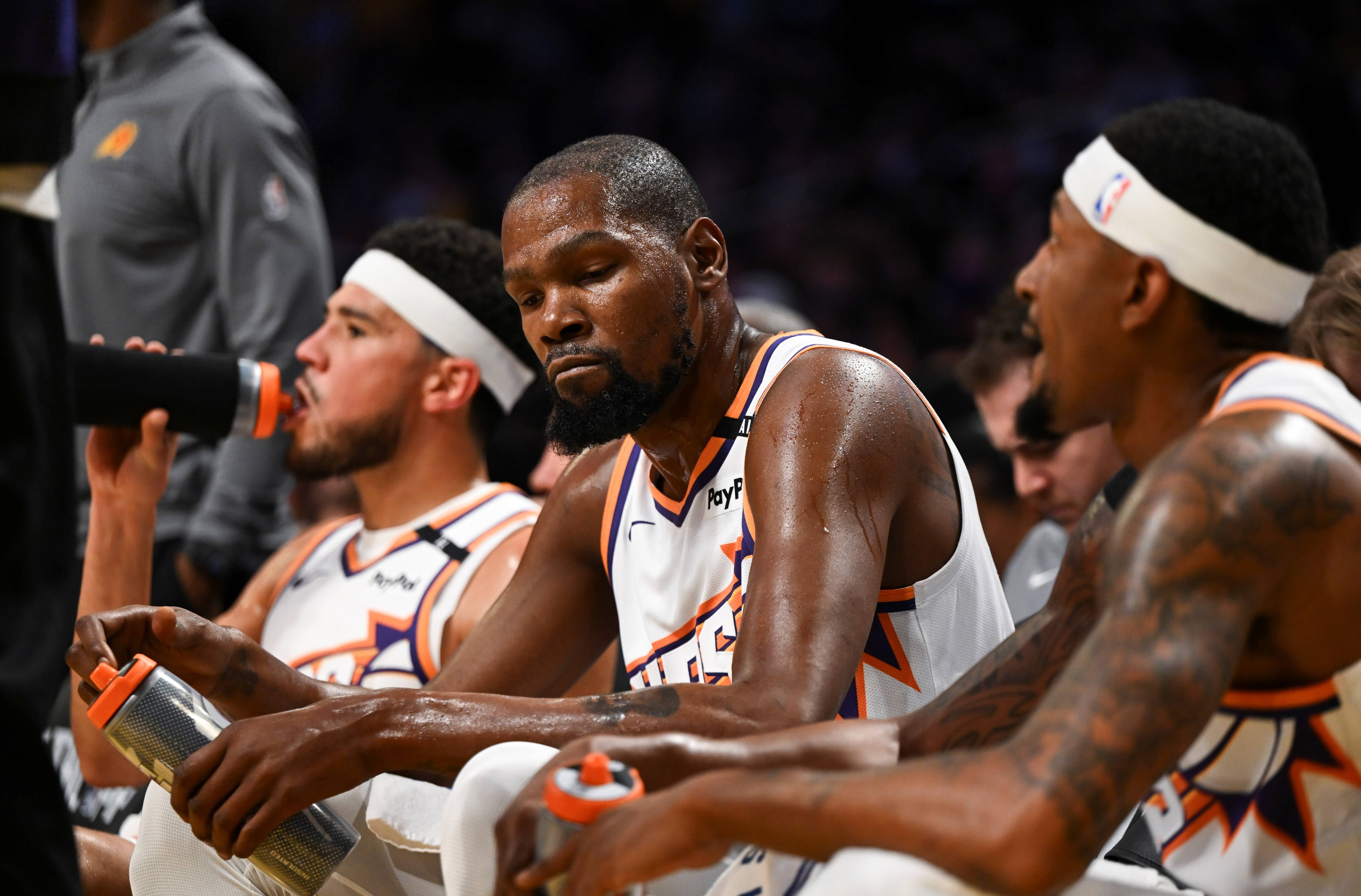 今夜达拉斯独行侠队长鼓劲——NBA季后赛节点到来；引发热议；资深球员宣示担当的简单介绍