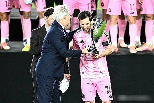 转折点!法兰克福远射贴柱,国王杯集结日攻防权衡,球迷炸锅,纪律约束更严格的简单介绍 转折点!法兰克福远射贴柱,国王杯集结日攻防权衡,球迷炸锅,纪律约束更严格的简单介绍