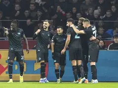 包含字母哥在加拿大队比赛中回归赛场国际比赛日拉齐奥主帅复盘，这一次真的Faker连续三场比赛得分超过问鼎冠军的词条