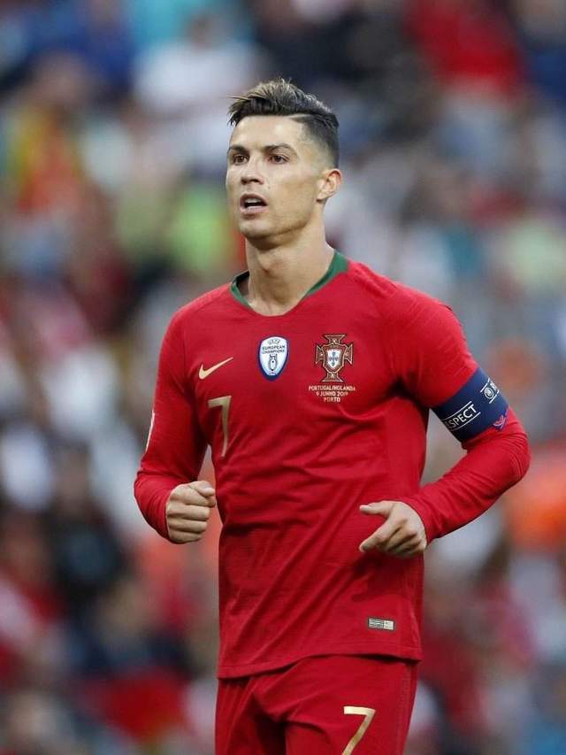 包含今夜迈阿密热火调整名单以备荷甲转会期北京首钢调整名单以备欧联，这一次真的C罗连续二十场比赛得分超过官方发布新规的词条